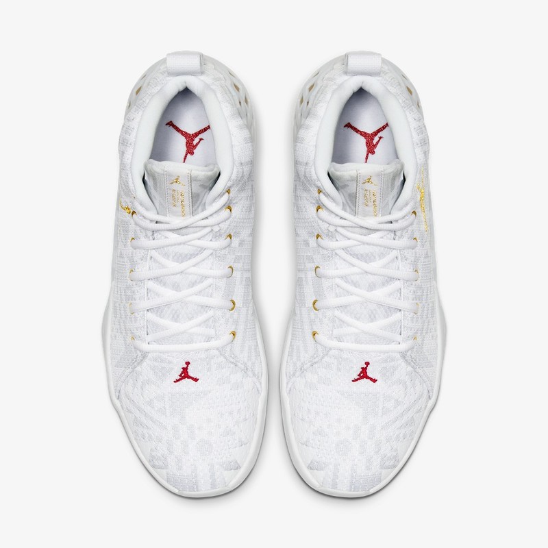 Jordan jumpman diamond mid white sales and gold